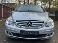 Gebraucht Mercedes B180 109 PS (80 kW) 2005 Silber Van / Kleinbus