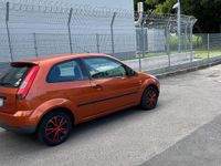 Gebraucht Ford Fiesta 80 PS (58 kW) 2005 Orange Kleinwagen
