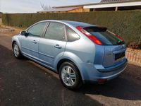 Gebraucht Ford Focus 101 PS (74 kW) 2005 Blau Limousine