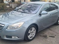 Gebraucht Opel Insignia Edition 131 PS (96 kW) 2011 Silber Limousine