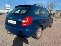 Gebraucht Skoda Fabia Special 69 PS (50 kW) 2011 Blau Kombi