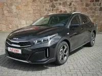 Neu Kia XCeed 150 PS (110 kW) 2026 Magmarotmet. SUV