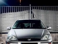 Gebraucht Ford Focus Ghia 115 PS (84 kW) 2001 Grau Kleinwagen
