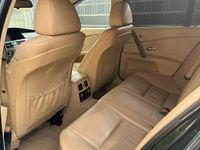 Gebraucht BMW 525 218 PS (160 kW) 2005 Grün Limousine