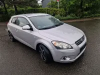 Gebraucht Kia Ceed 125 PS (91 kW) 2009 Silber Kleinwagen