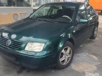 Gebraucht VW Bora 101 PS (74 kW) 1999 Grün Limousine