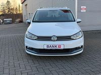 Gebraucht VW Touran Highline 150 PS (110 kW) 2018 Weiß Van / Kleinbus