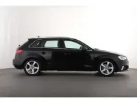 Gebraucht Audi A3 Sport 116 PS (85 kW) 2020 Andere Limousine