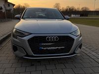 Gebraucht Audi A3 Advanced 149 PS (109 kW) 2022 Grau Limousine