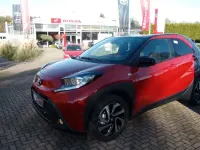 Neu Toyota Aygo X 72 PS (52 kW) 2025 Chillired SUV