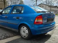 Gebraucht Opel Astra Comfort 101 PS (74 kW) 1998 Blau Limousine