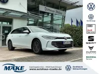 Gebraucht VW Passat Elegance 150 PS (110 kW) 2026 Pure white Kombi