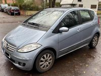 Gebraucht Mercedes A180 Elegance 109 PS (80 kW) 2006 Blau Kleinwagen