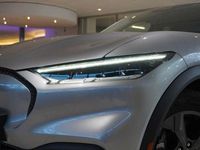 Gebraucht Ford Mustang Mach-E 197 kW (269 PS) 2021 Silber metallic SUV