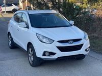 gebraucht Hyundai ix35 Style 2WD* NEU TÜV * 120 Kw* Sitzheizung