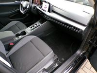 Gebraucht VW Golf VIII Active 150 PS (110 kW) 2021 Schwarz Limousine