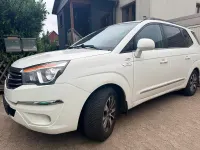 Gebraucht SsangYong Rodius 175 PS (128 kW) 2017 Weiß Van / Kleinbus
