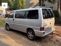 Gebraucht VW Caravelle 151 PS (111 kW) 2001 Silber Van / Kleinbus
