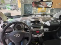 Gebraucht Toyota Aygo 72 PS (52 kW) 2008 Silber Kleinwagen