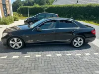 Gebraucht Mercedes E350 Avantgarde 231 PS (169 kW) 2009 Schwarz Limousine