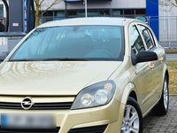 Gebraucht Opel Astra 90 PS (66 kW) 2004 Gold Kombi