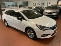 Używany Opel Astra Elegance 130 KM (95 kW) 2022 Biały Hatchback