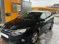 Gebraucht Ford Focus 125 PS (91 kW) 2012 Schwarz Kombi