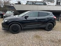Gebraucht Nissan Qashqai 163 PS (119 kW) 2015 Schwarz SUV