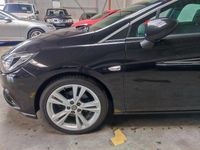 Usata Opel Astra Dynamic 200 CV (147 kW) 2017 Nero Berlina