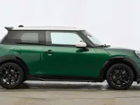 Gebraucht Mini John Cooper Works 156 PS (114 kW) 2024 Grün Kleinwagen
