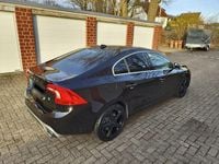 Gebraucht Volvo S60 R-Design 224 PS (164 kW) 2016 Schwarz Limousine