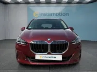 Gebraucht BMW 220 156 PS (114 kW) 2025 Rot Coupé