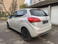 Gebraucht Kia Venga 125 PS (91 kW) 2011 Beige Kleinwagen