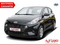 Gebraucht Hyundai i10 Select 67 PS (49 kW) 2021 Schwarz Kleinwagen