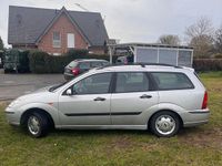 Gebraucht Ford Focus Futura 101 PS (74 kW) 2002 Grau Kombi