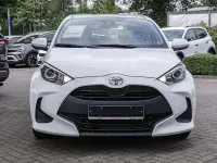 Gebraucht Toyota Yaris Comfort 125 PS (91 kW) 2022 Weiß Limousine