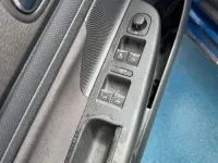 Gebraucht VW Golf V 75 PS (55 kW) 2004 Blau Kleinwagen