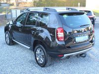 Gebraucht Dacia Duster 105 PS (77 kW) 2015 Perlmuttschwarz SUV