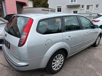 Gebraucht Ford Focus Style 101 PS (74 kW) 2007 Silber Limousine