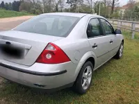 Gebraucht Ford Mondeo 110 PS (80 kW) 2005 Silber Limousine