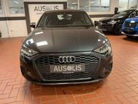 Gebraucht Audi A3 Basis 110 PS (80 kW) 2023 Schwarz Limousine