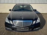 Gebraucht Mercedes E220 170 PS (125 kW) 2012 Schwarz Kombi