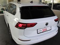 Gebraucht VW Golf VIII Move 150 PS (110 kW) 2024 Weiß (pure white) Kombi