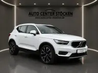 Gebraucht Volvo XC40 Momentum 129 PS (94 kW) 2021 Weiß SUV