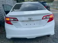 Gebraucht Toyota Camry 178 PS (130 kW) 2014 Weiß Limousine