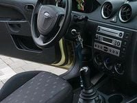 Gebraucht Ford Fiesta 69 PS (50 kW) 2005 Grün Kleinwagen