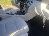 Gebraucht Mercedes A180 116 PS (85 kW) 2013 Kleinwagen