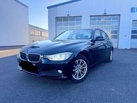 Gebraucht BMW 318 Comfort Edition 143 PS (105 kW) 2012 Schwarz Limousine