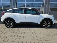 Gebraucht Citroën e-C4 Feel 100 kW (136 PS) 2022 Polarweiß Limousine