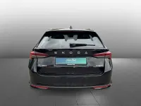 Neu Skoda Octavia Selection 150 PS (110 kW) 2026 Blackmagic perleffekt Kombi